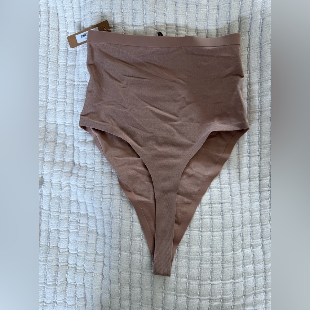 SKIMS compression mesh high waisted thong size small